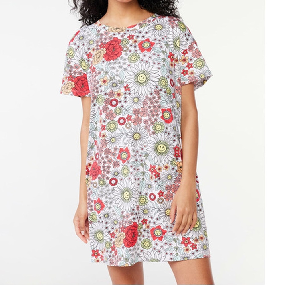 Joyspun Women's Short Sleeve Sleep Shirt Smiley Face Red Yellow Flowers 2X-3X